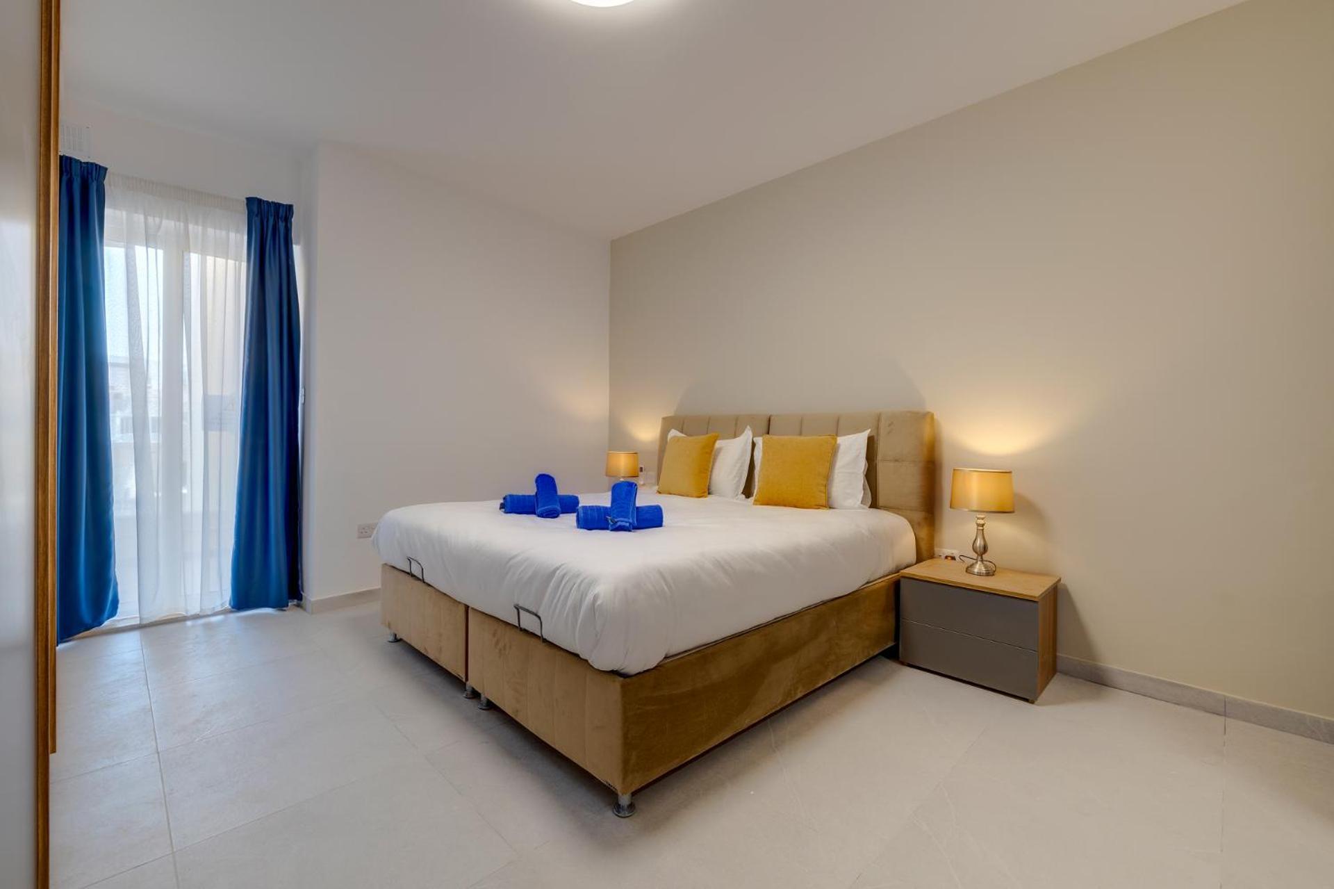 Wave Crest Holiday Apartments St. Paul's Bay Bagian luar foto