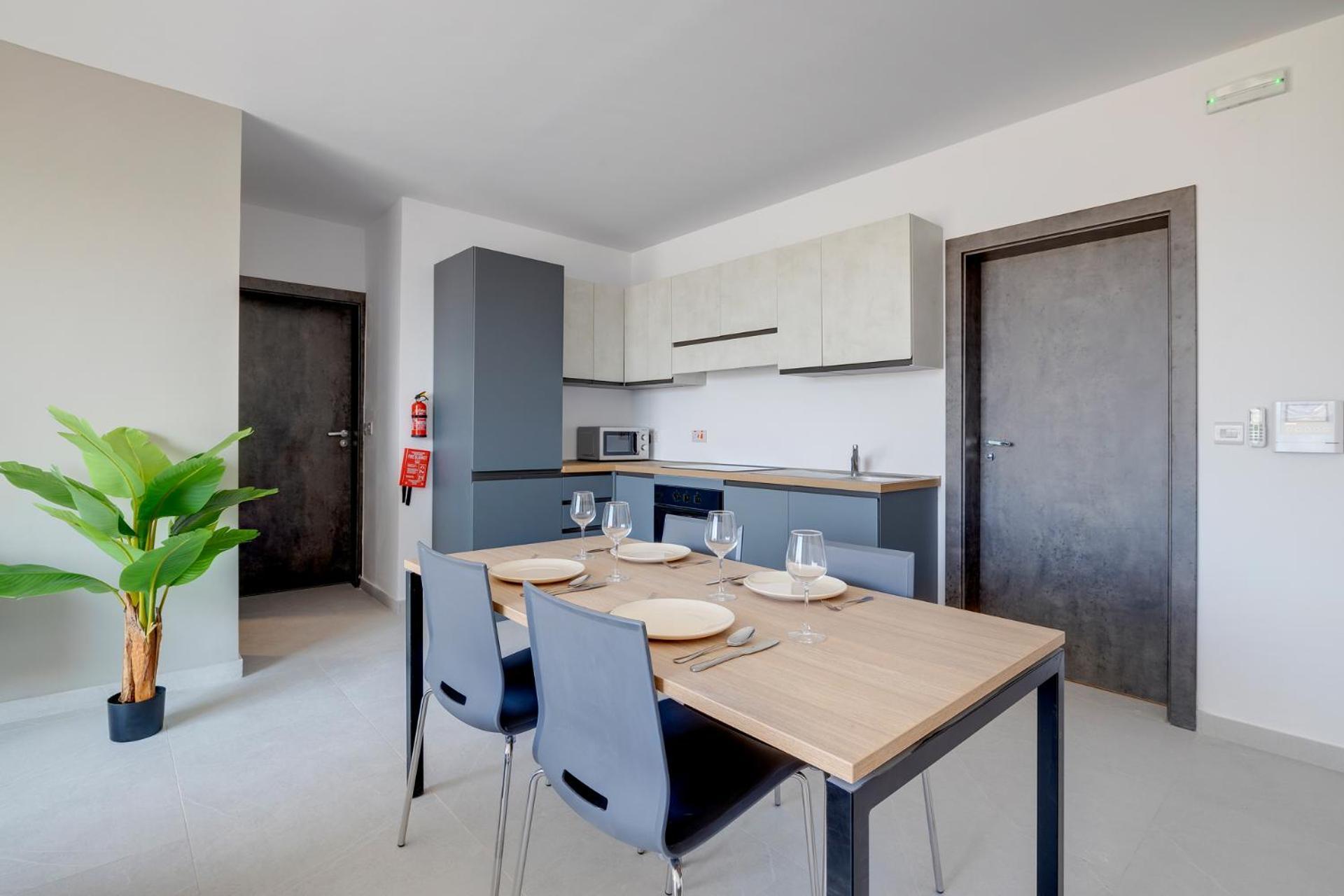 Wave Crest Holiday Apartments St. Paul's Bay Bagian luar foto