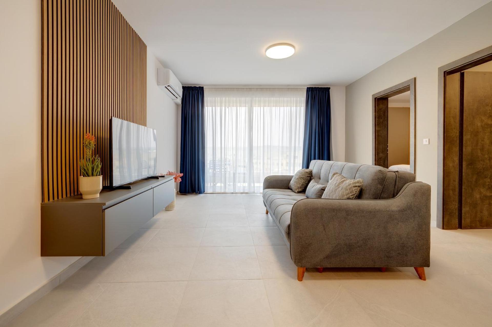 Wave Crest Holiday Apartments St. Paul's Bay Bagian luar foto
