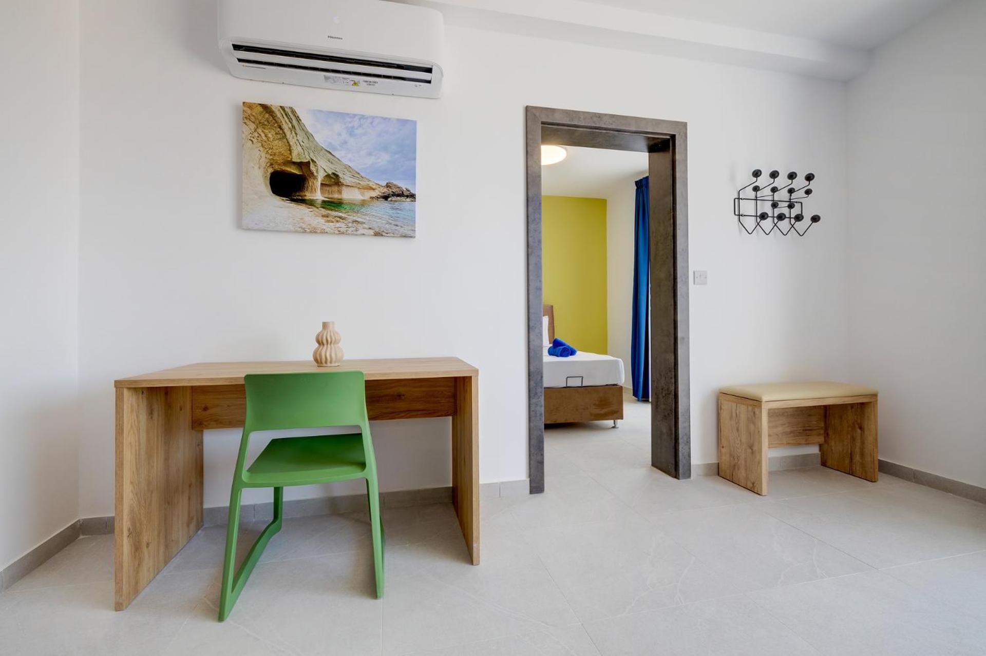 Wave Crest Holiday Apartments St. Paul's Bay Bagian luar foto