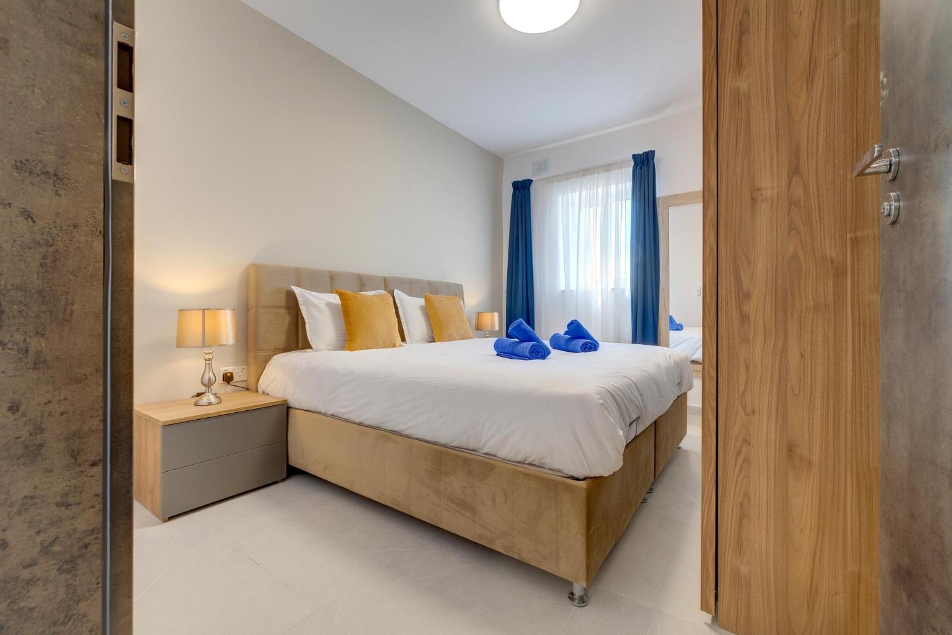 Wave Crest Holiday Apartments St. Paul's Bay Bagian luar foto