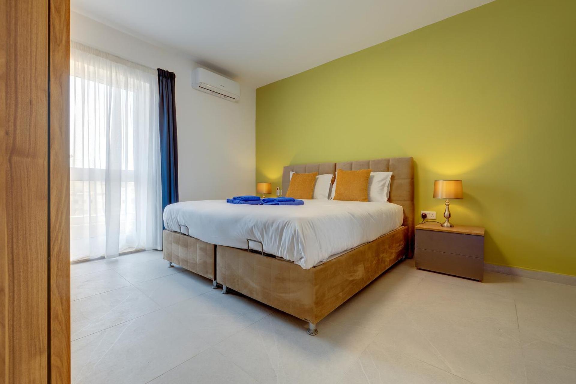 Wave Crest Holiday Apartments St. Paul's Bay Bagian luar foto