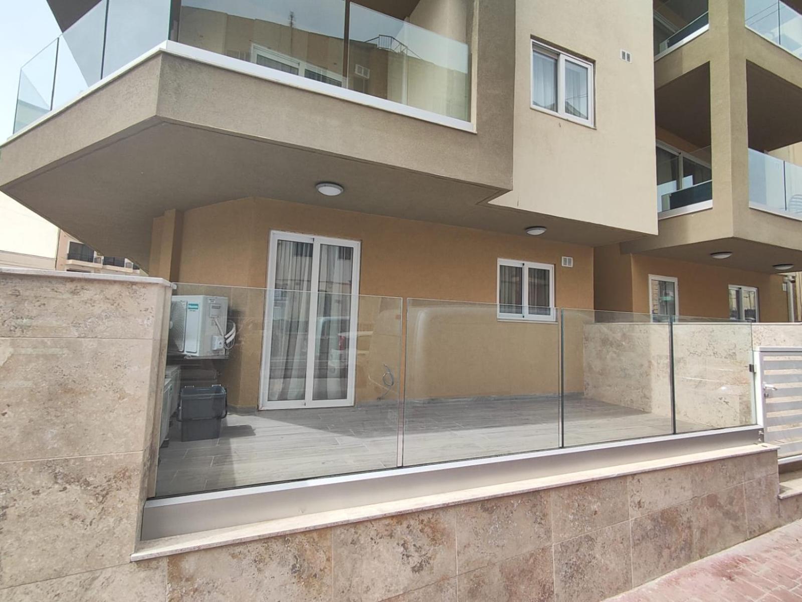 Wave Crest Holiday Apartments St. Paul's Bay Bagian luar foto